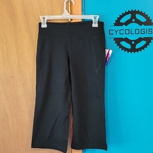 NWT Exercise Shape Capris
